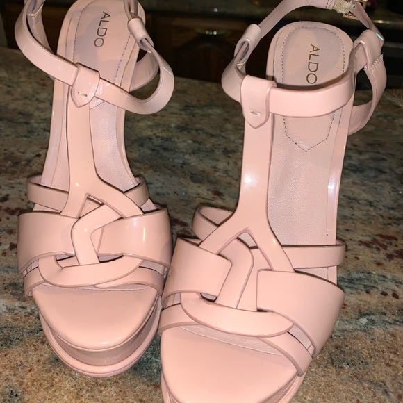Aldo nude heels - Picture 2 of 3
